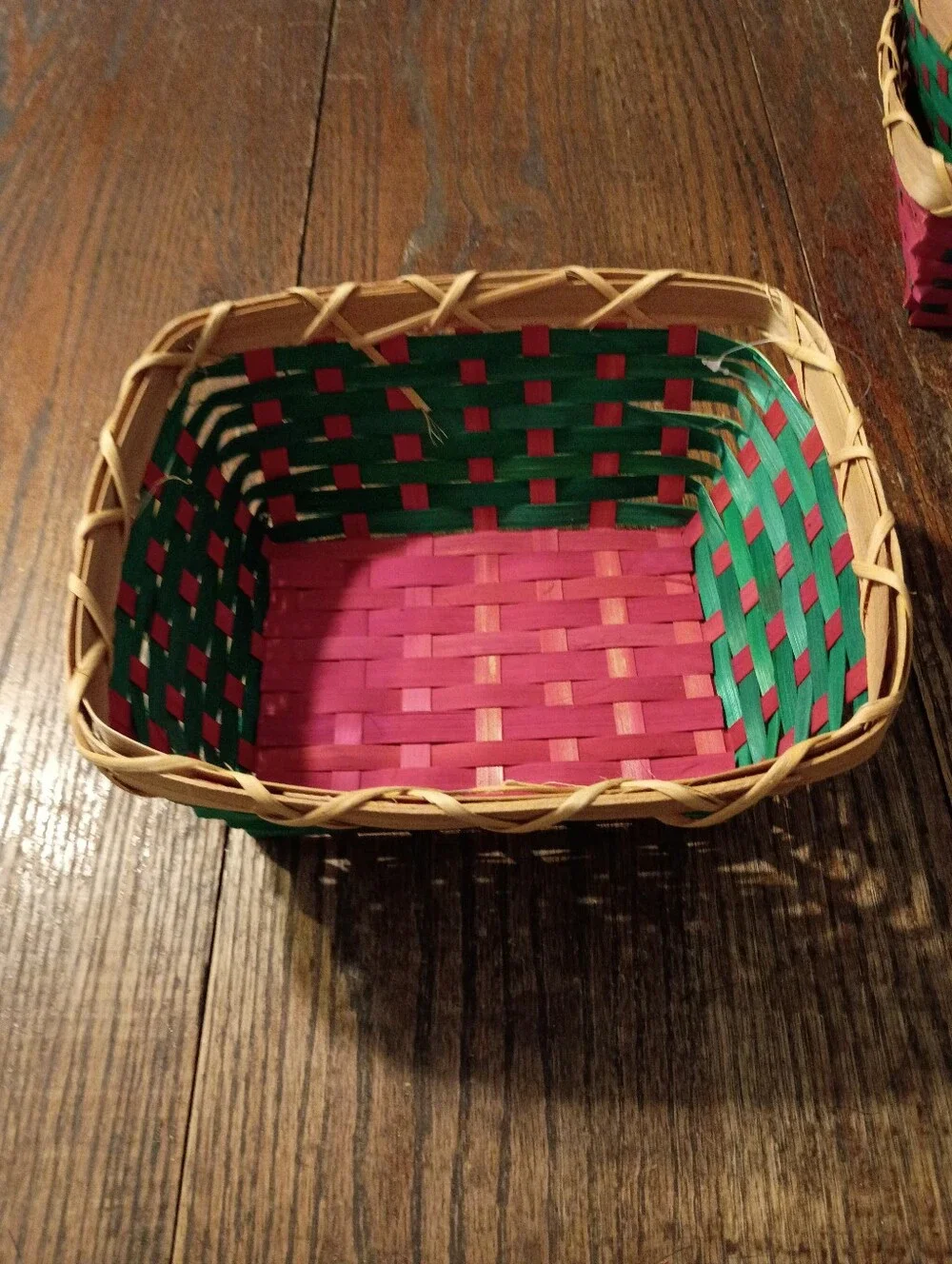 New Lot 3 Woven Red Green Tan Christmas Holiday Baskets
